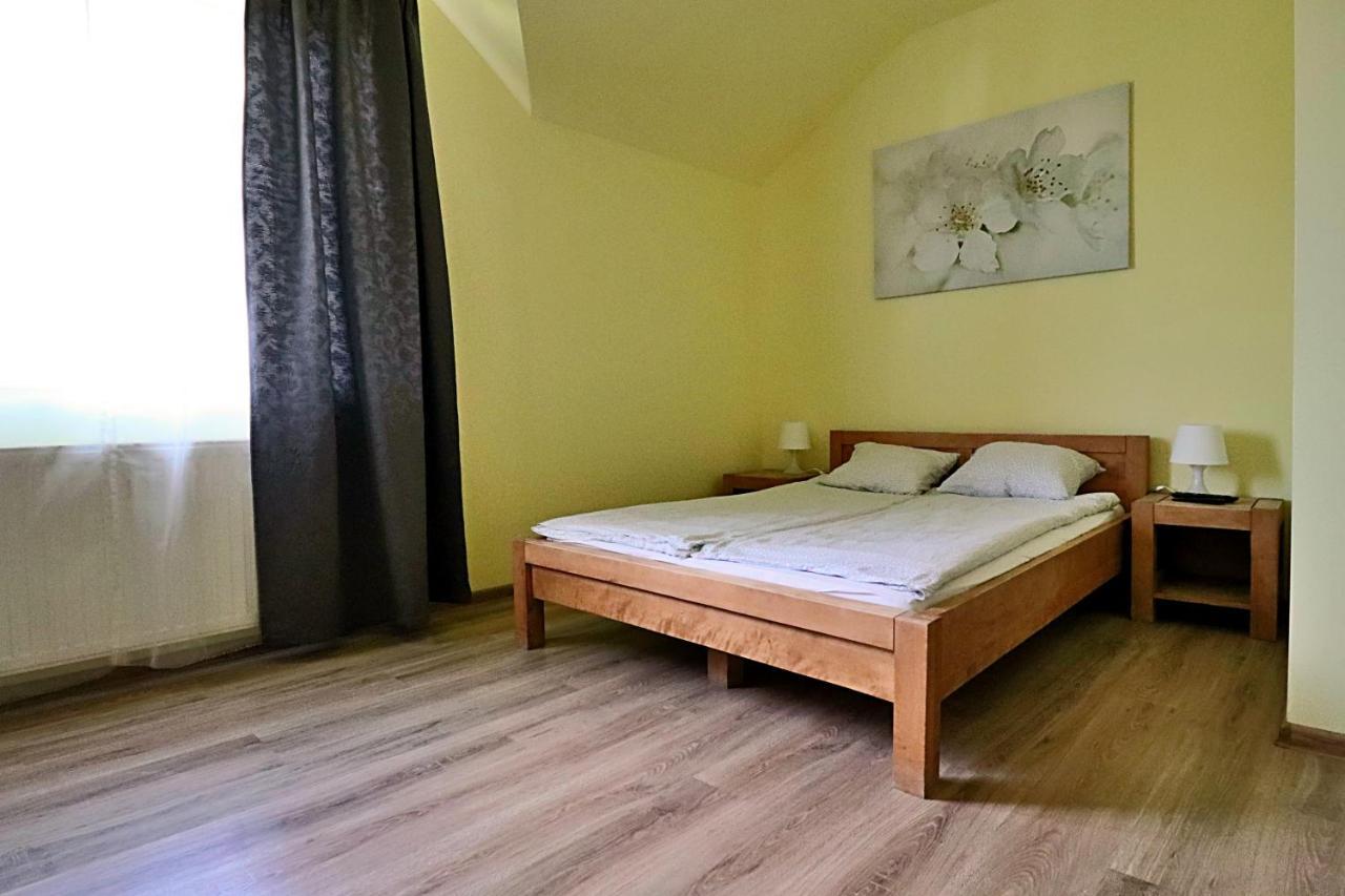Bedrooms 3 Maja 15A Łódź Exterior foto